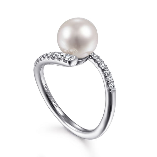 14K White Gold Bypass Pearl and Diamond Ring