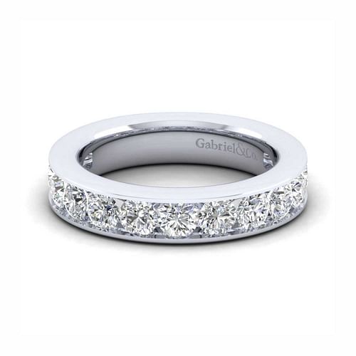 14K White Gold Channel Set 13 Stone Diamond Anniversary Band