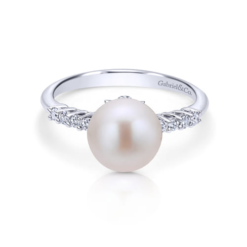 14K White Gold Classic Cultured Pearl and Diamond Ring 14K White Gold Classic Cultured Pearl and Diamond Ring