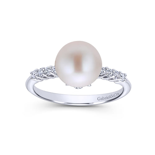 14K White Gold Classic Cultured Pearl and Diamond Ring 14K White Gold Classic Cultured Pearl and Diamond Ring
