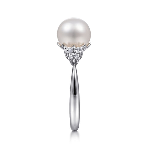 14K White Gold Cultured Pearl and Diamond Cluster Ring