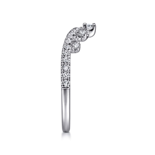 14K White Gold Curved Diamond Wedding Band