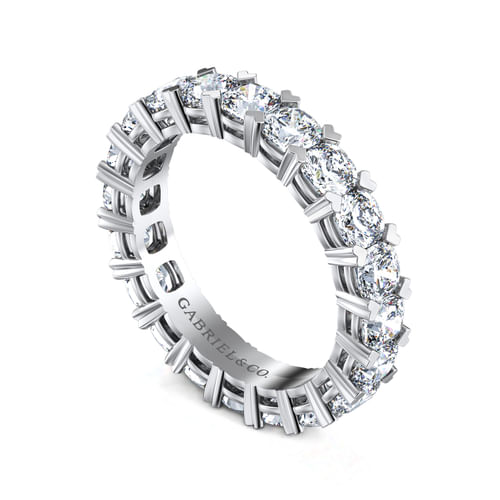 14K White Gold Cushion Cut Diamond Eternity Band with Heart Prongs
