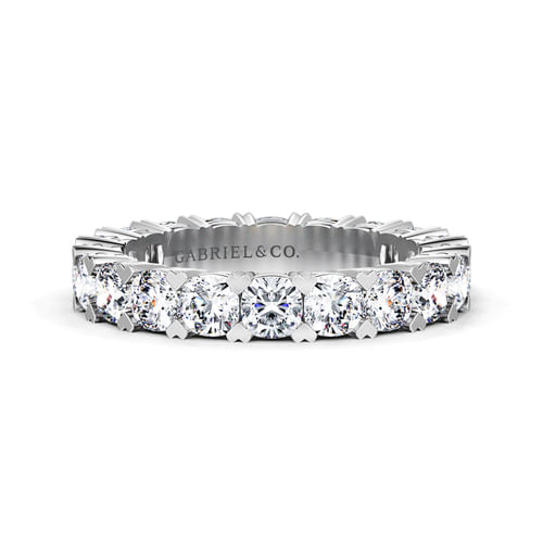 14K White Gold Cushion Cut Diamond Eternity Band with Heart Prongs