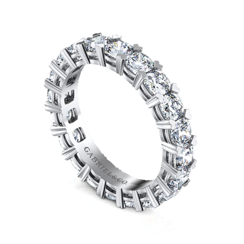 14K White Gold Cushion Cut Diamond Eternity Band with Heart Prongs