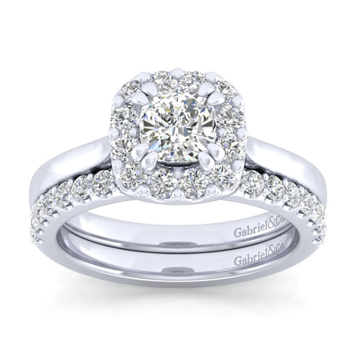 14K White Gold Cushion Halo Diamond Engagement Ring