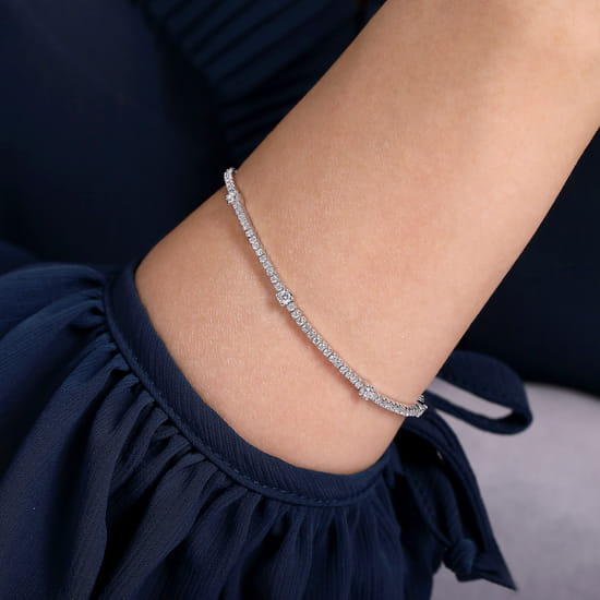 14K White Gold Diamond  Tennis Bracelet angle 3