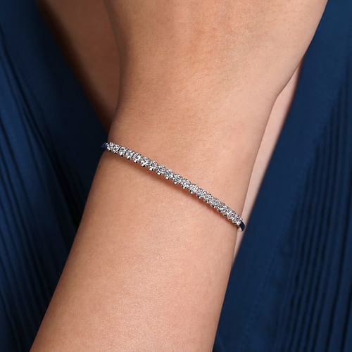 14K White Gold Diamond Bangle