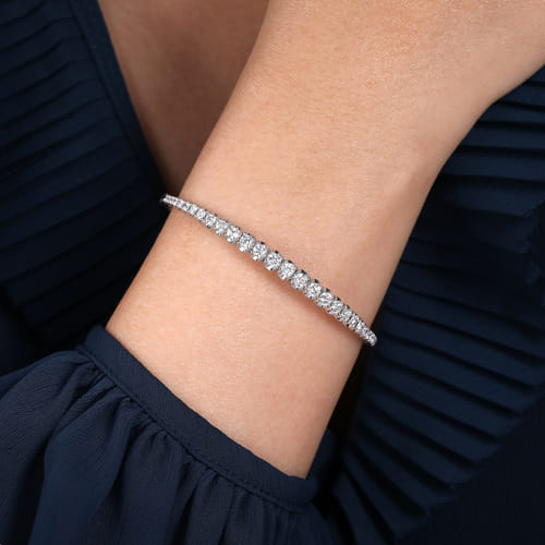 14K White Gold Diamond Bangle