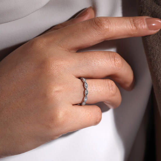 14K White Gold Diamond Bujukan Marquise Station Ring angle 5