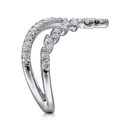 14K White Gold Diamond Chevron Ring angle 4