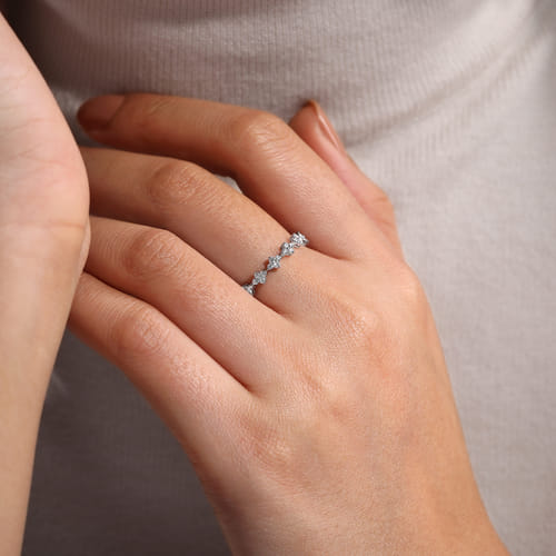 14K White Gold Diamond Clover Station Stackable Ring