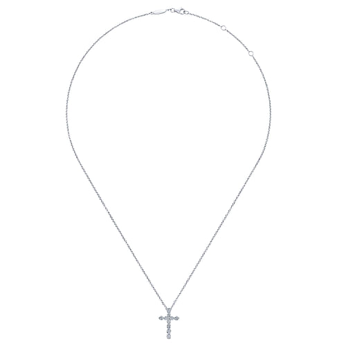 14K White Gold Diamond Cross Pendant Necklace