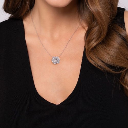 14K White Gold Diamond Floral Station Necklace
