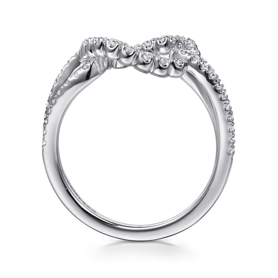 14K White Gold Diamond Interlocking Link Ring angle 2
