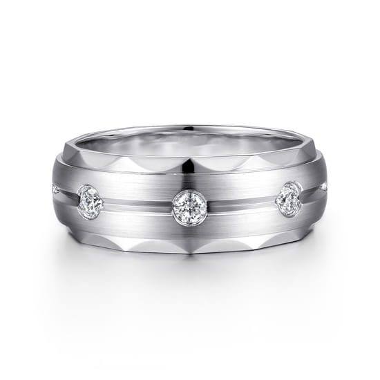 14K White Gold Diamond Men's Wedding Ring in Satin Finish