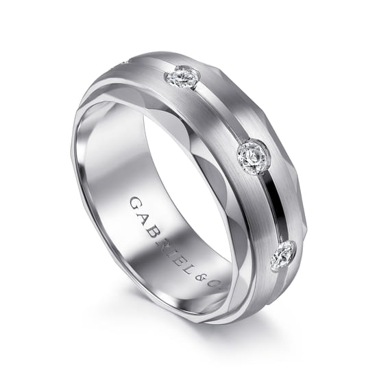 14K White Gold Diamond Men's Wedding Ring in Satin Finish angle 3