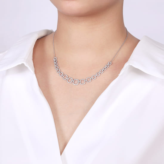 14K White Gold Diamond Pavé Graduating Square Link Necklace angle 3