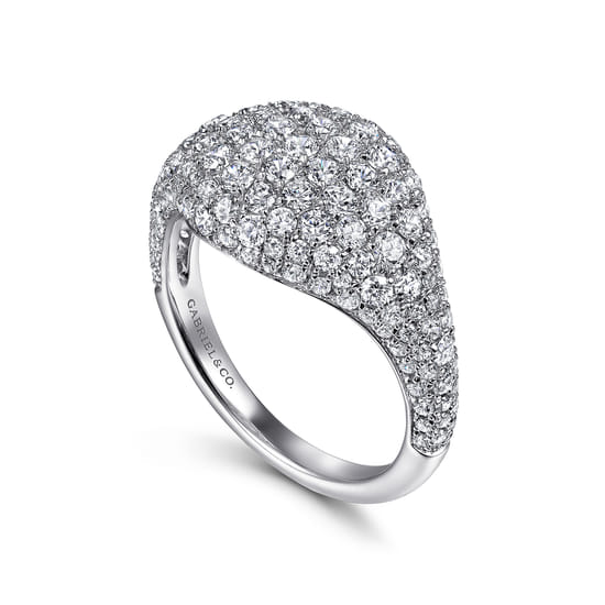14K White Gold Diamond Pavé Signet Ring angle 3