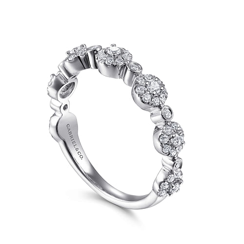 14K White Gold Diamond Pavé Station Stackable Ring