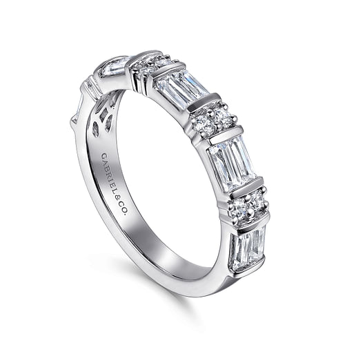 14K White Gold Diamond Ring