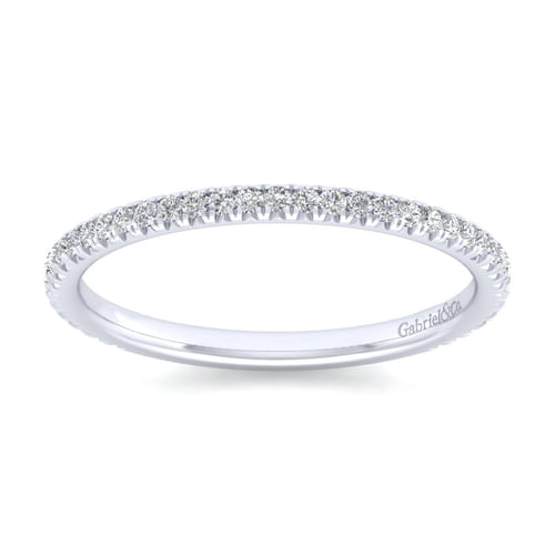 14K White Gold Diamond Wedding Band
