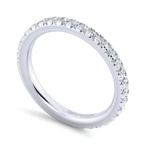 14K White Gold Diamond Wedding Band