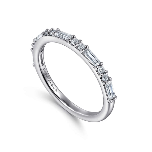 14K White Gold Diamond Wedding Band