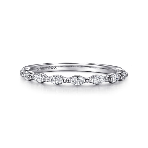 14K White Gold Diamond Wedding Band