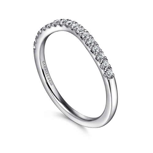 14K White Gold Diamond Wedding Band