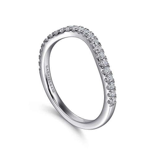 14K White Gold Diamond Wedding Band