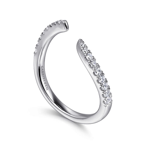14K White Gold Diamond Wedding Band