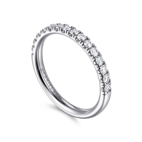 14K White Gold Diamond Wedding Band