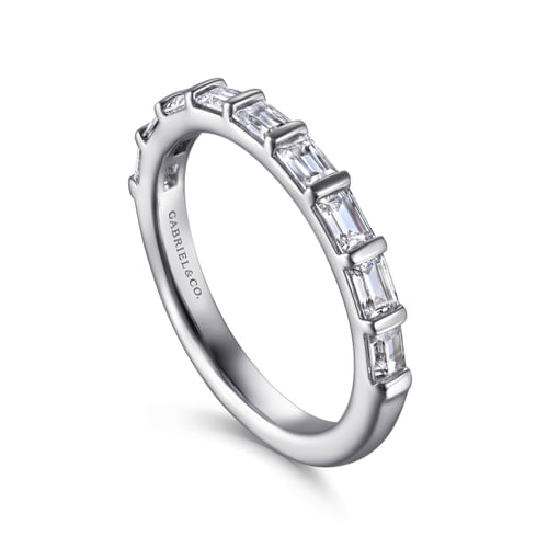 14K White Gold Diamond Wedding Band