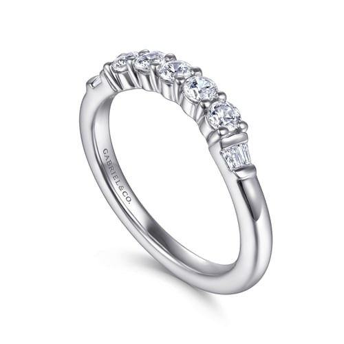 14K White Gold Diamond Wedding Band
