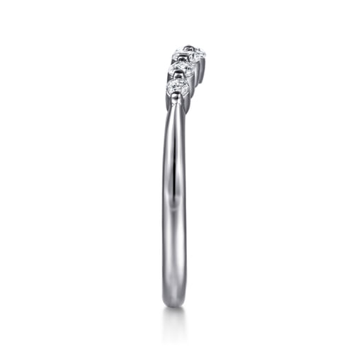 14K White Gold Diamond Wedding Band