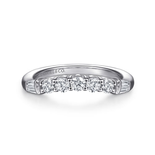 14K White Gold Diamond Wedding Band
