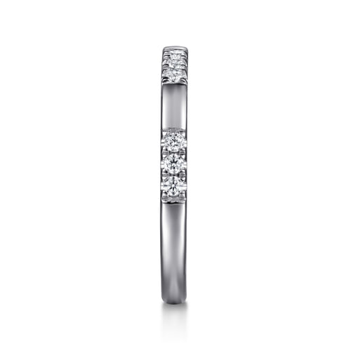 14K White Gold Diamond Wedding Band