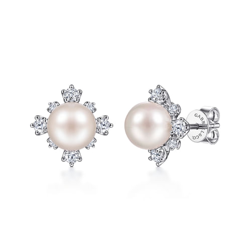 14K White Gold Diamond and Pearl Stud Earrings