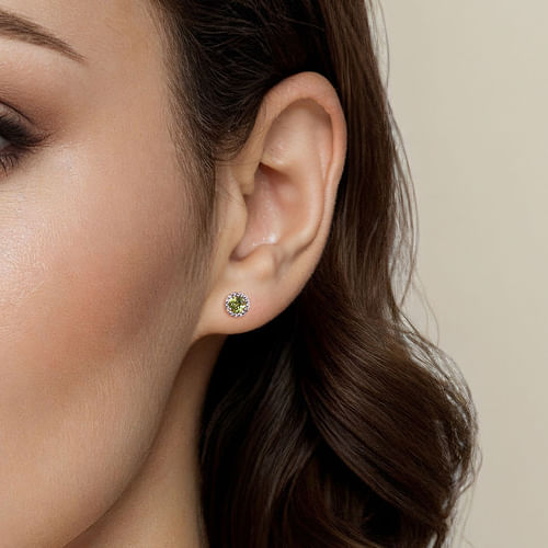 14K White Gold Diamond and Peridot Stud Earrings