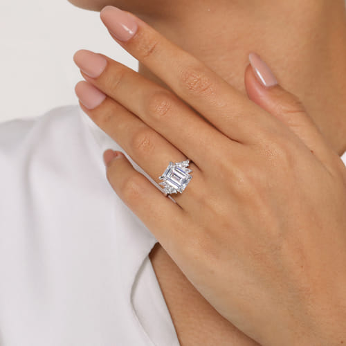 14K White Gold Emerald Cut Diamond Engagement Ring