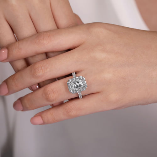 14K White Gold Emerald Halo Diamond Engagement Ring