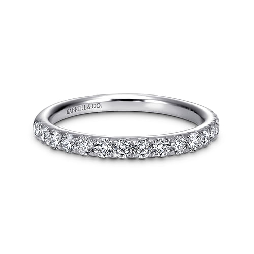 14K White Gold Fishtail Pavé Diamond Wedding Band