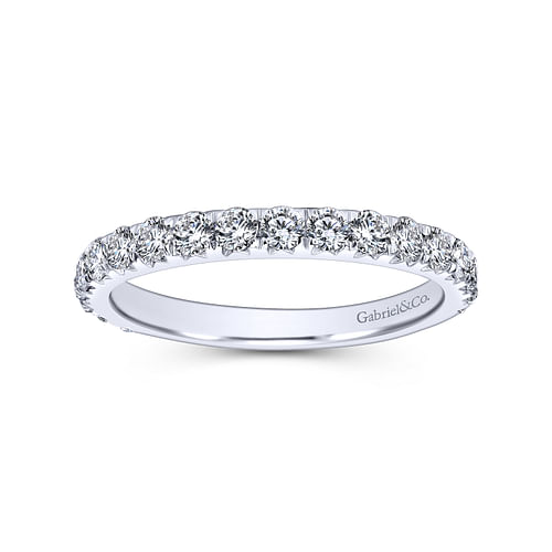 14K White Gold Fishtail Pavé Diamond Wedding Band