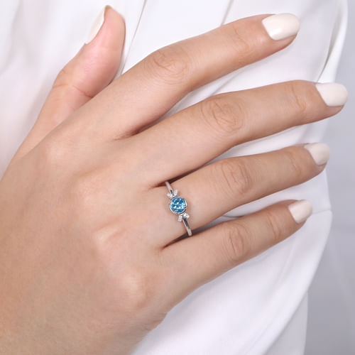 14K White Gold Floral Blue Topaz Diamond Ring