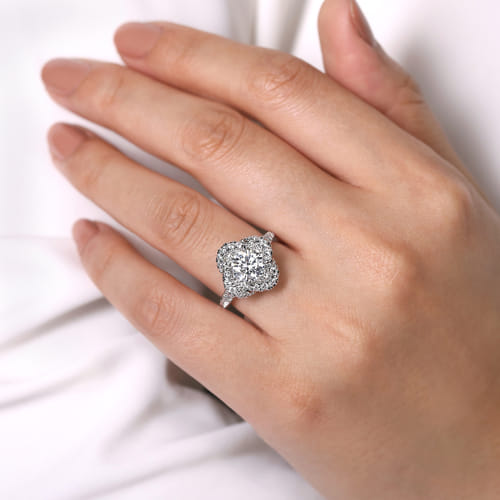 14K White Gold Floral Halo Round Diamond Engagement Ring 14K White Gold Floral Halo Round Diamond Engagement Ring