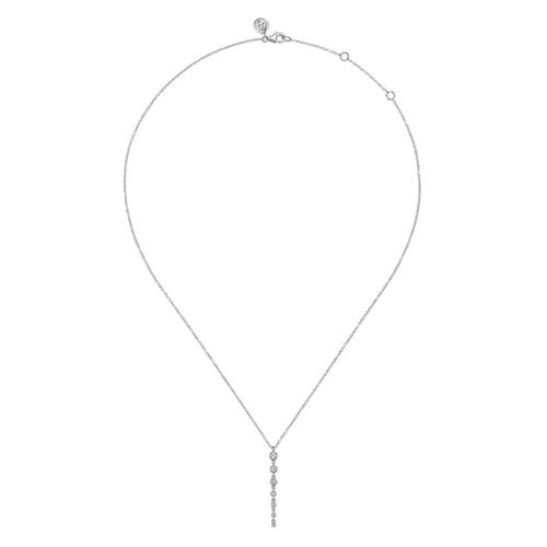 14K White Gold Graduating Diamond Buttercup Set Drop Necklace 14K White Gold Graduating Diamond Buttercup Set Drop Necklace