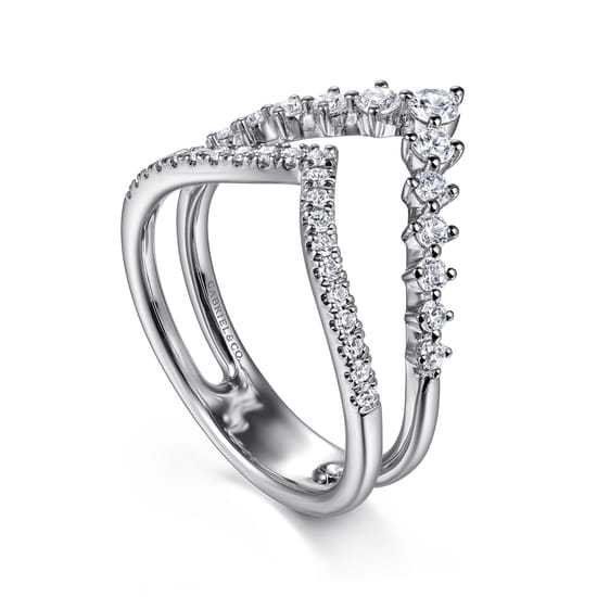 14K White Gold Graduating Diamond Chevron Ring angle 3