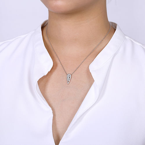 14K White Gold Inverted Teardrop Diamond Pendant Necklace