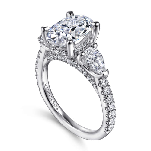 14K White Gold Oval 3 Stone Diamond Engagement Ring 14K White Gold Oval 3 Stone Diamond Engagement Ring